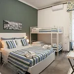 La Terrazza Ai Miracoli نابولي