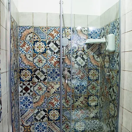 La Terrazza Ai Miracoli נאפולי