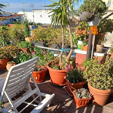La Terrazza Ai Miracoli Bed and Breakfast 4*